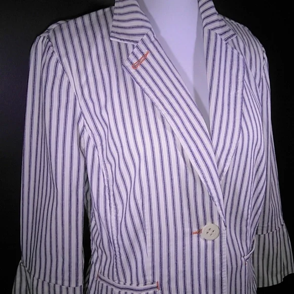 Gorgeous Vintage cabi Spring 2008 Nautical Navy & White Ticking Blazer - Picture 5 of 13